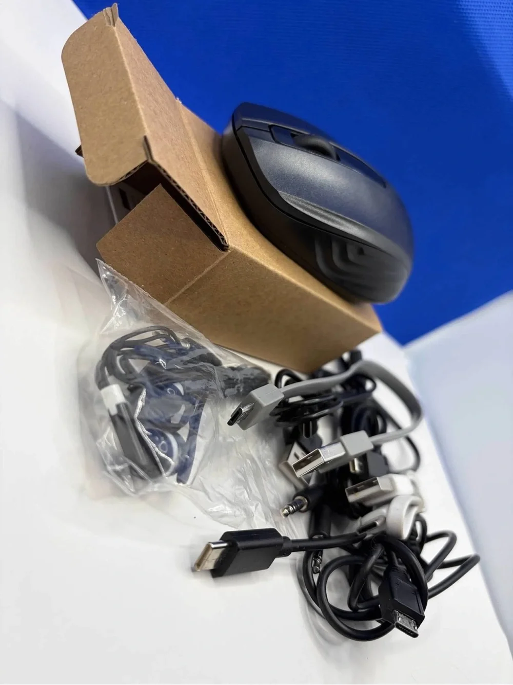 Computer Electronics Accessory Lot Wireless Mouse USB C Micro USB AUX Cables